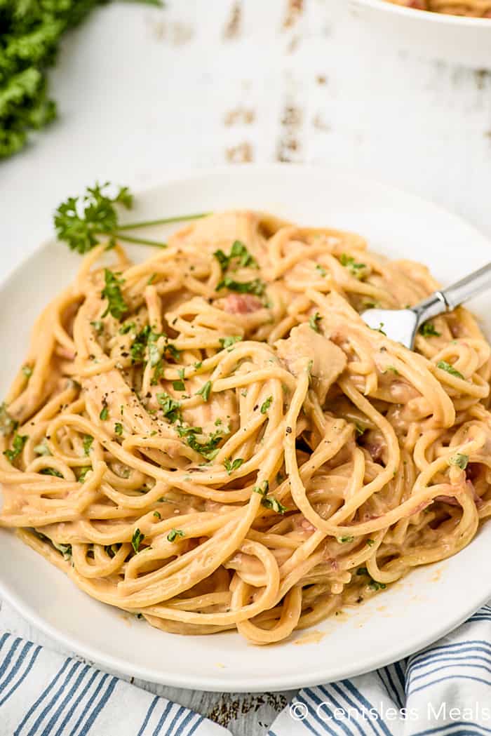 Easy Chicken Spaghetti On The Stovetop Or Crockpot Centsless