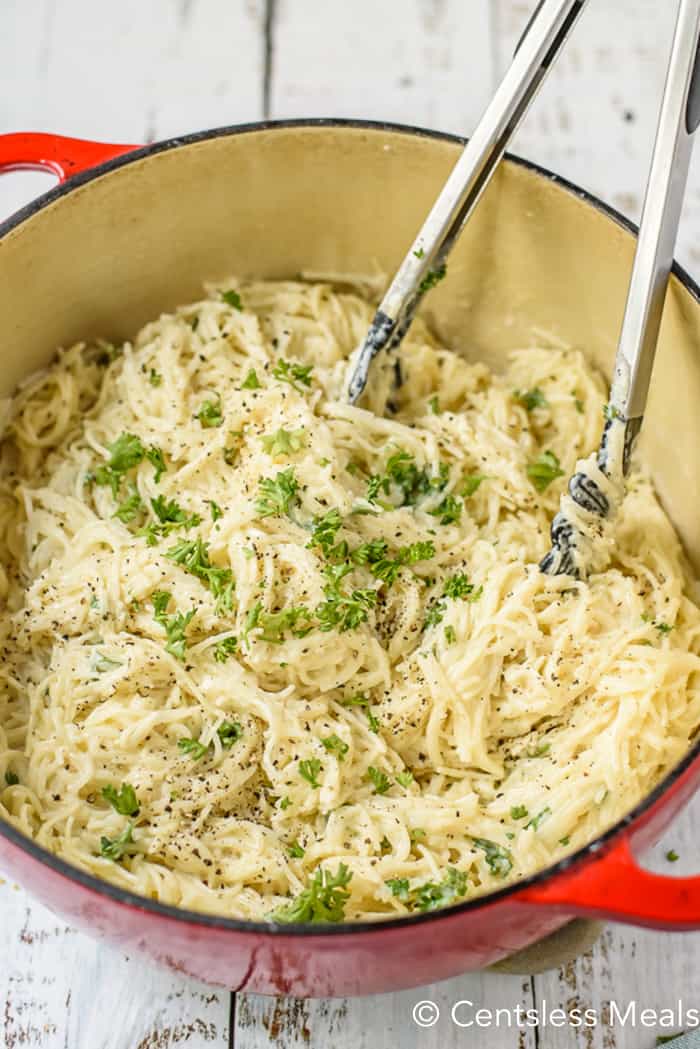 One Pot Creamy Garlic Pasta Ready In 15 Mins The Shortcut Kitchen