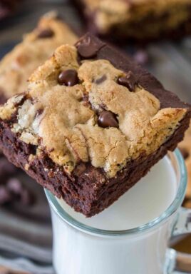Brookies are a delicious and sinful combination of gooey, chocolaty brownies topped with a buttery chocolate chip layer. Why give up, when you can enjoy both!