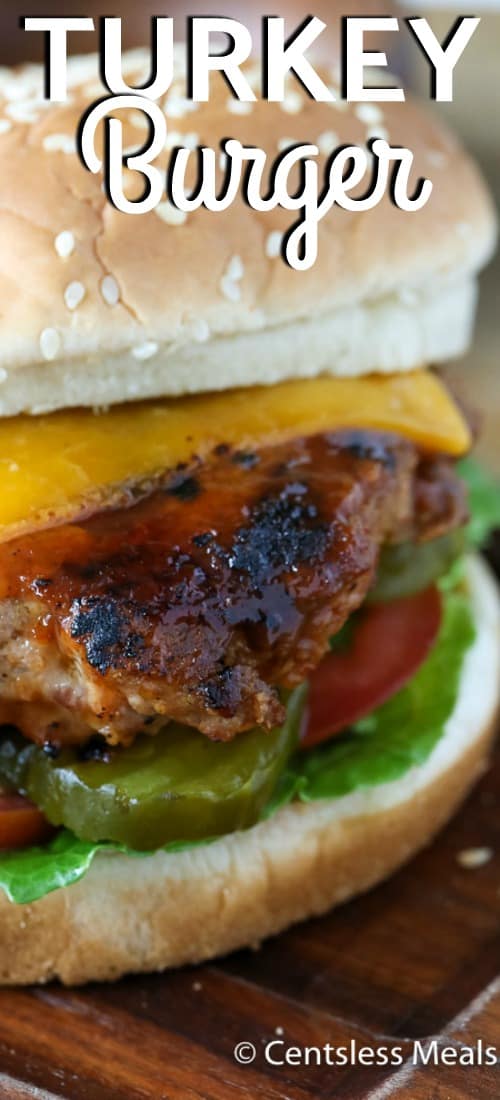 This Turkey Burger Recipe is so delicious and easy to make; it's the perfect choice for a backyard barbecue this summer! Ground turkey and diced bacon take main stage to bring you a totally unique burger experience! #centslessmeals #easyrecipe #healthyrecipe #simplerecipe #partyfood #kidfriendly #withbacon #withtoppings #barbecuerecipe #quickdinner
