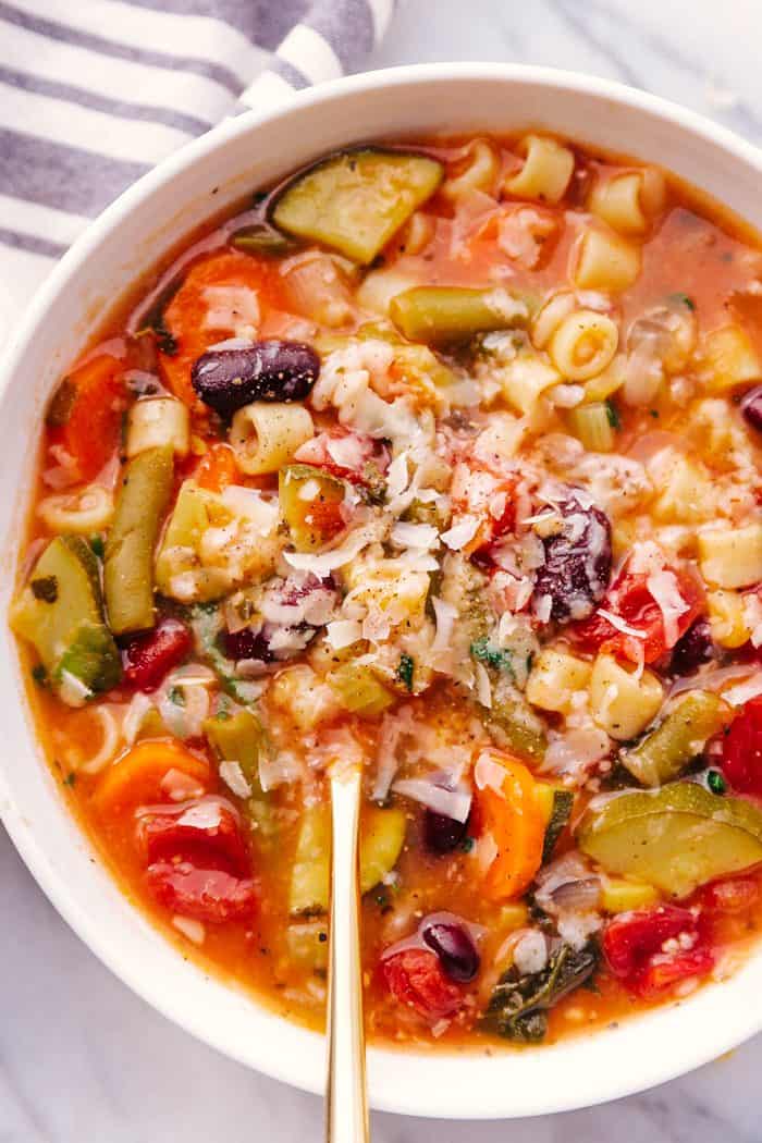 Homemade Minestrone Soup Recipe | Centsless Meals