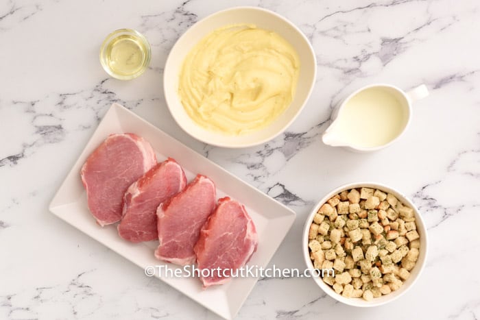 ingredients to make Smothered Pork Chops