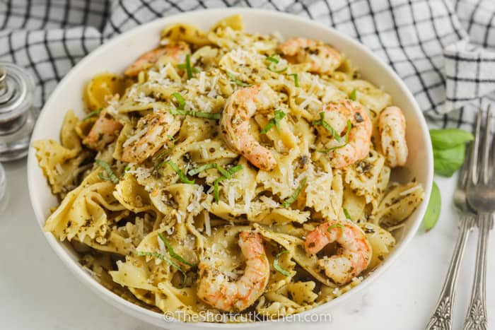 bowl of Shrimp Pesto Pasta