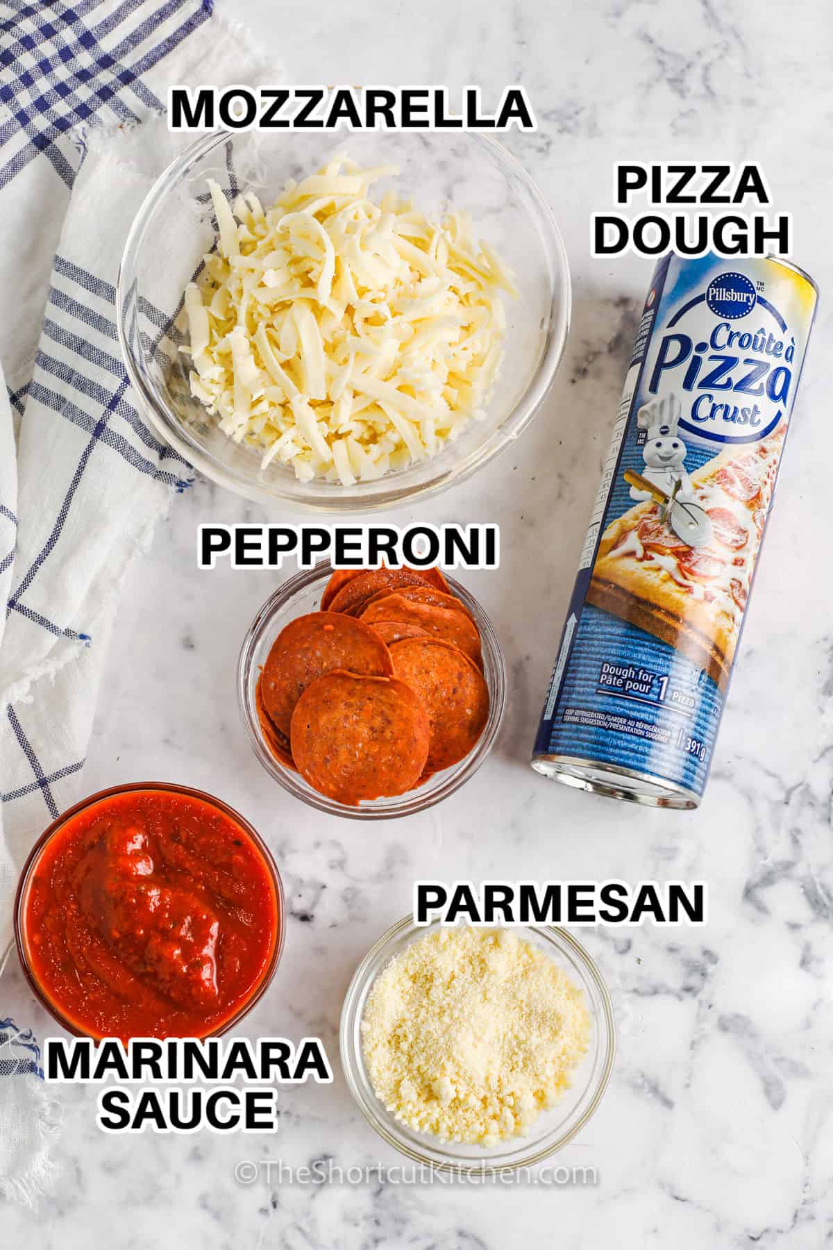 ingredients to make Pizza Dippers with ingredients