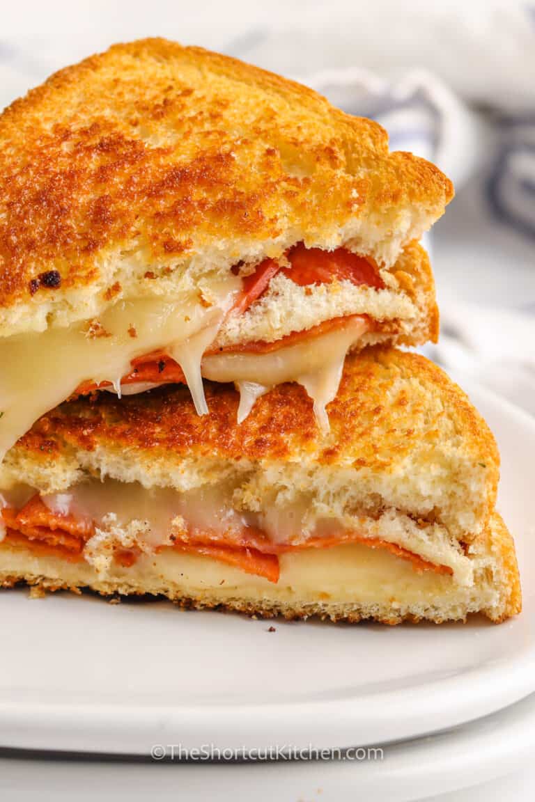 Grilled Pizza Sandwich - Recipe Chronicle