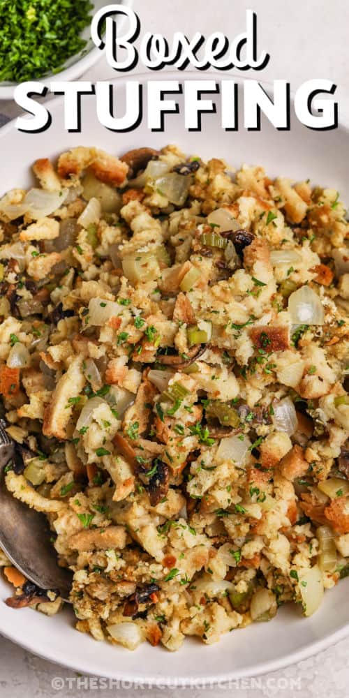 Homemade Stovetop Stuffing (Quick & Easy!)