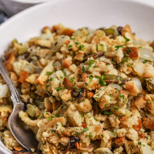 https://centslessdeals.com/wp-content/uploads/2022/11/Shortcut-Stuffing-from-a-Box-TheShortcutKitchen-5-500x500.jpg