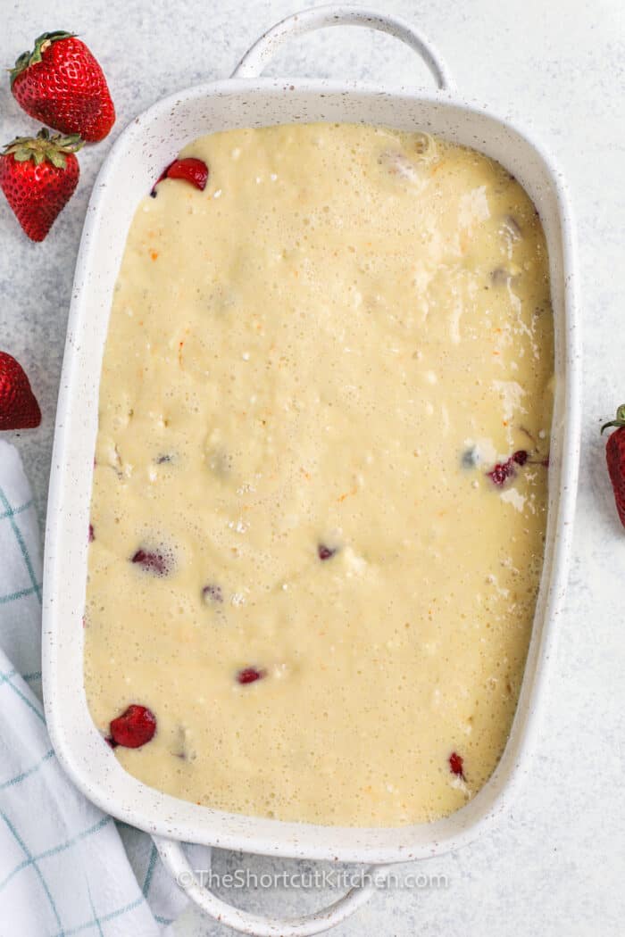 Mixed Berry Dump Cake Recipe (Easy!) - The Shortcut Kitchen