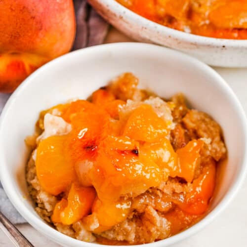 bowl of Bisquick Peach Cobbler Recipe