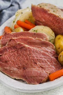 Crock Pot Corned Beef and Cabbage with potatoes and carrots