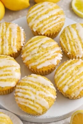 Lemon poppyseed muffins