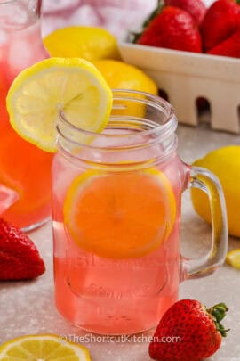 Strawberry Lemonade Vodka with lemon slices
