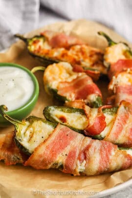 Bacon Wrapped Stuffed Jalapenos with dip