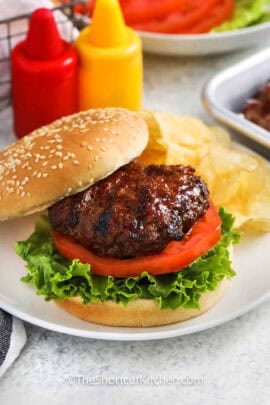 Great Grilled Burgers with chips