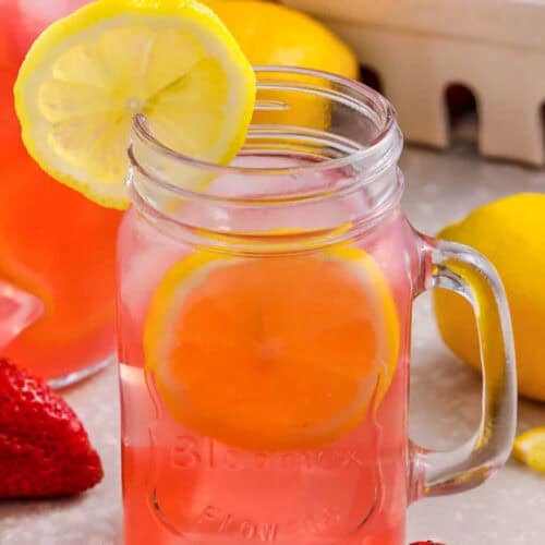 glass of refreshing Strawberry Lemonade Vodka