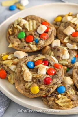 close up of plated Kitchen Sink Cookies