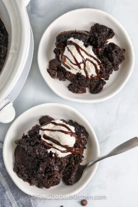 top view of plated Crockpot Lava Cake dishes