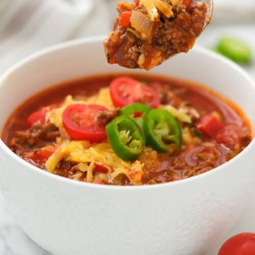 easy chili in a bowl