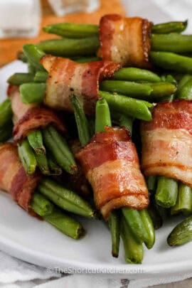 delicious Bacon Wrapped Green Beans