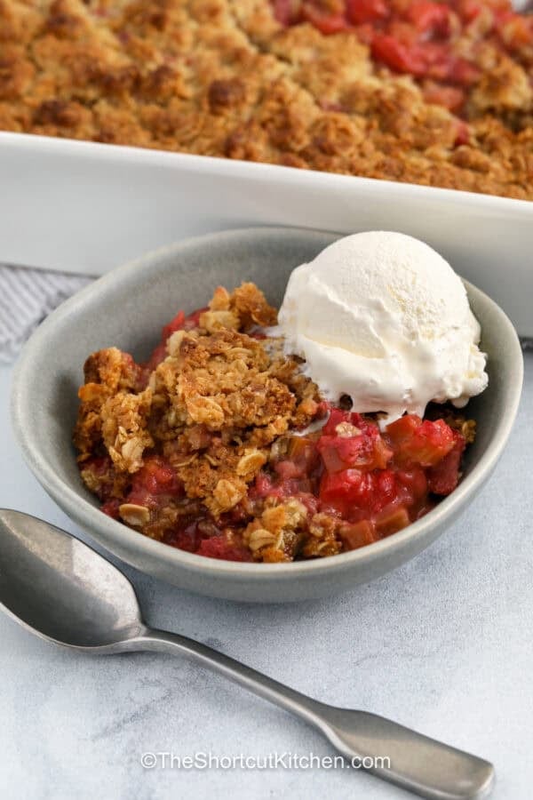 Strawberry Rhubarb Crisp